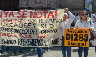 Maestros con manifestación, logran acuerdos de solución con gobierno del estado potosino