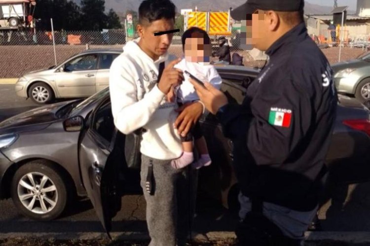 Guardia Civil de Tecámac recuperan a menor; papá iba en estado de ebriedad