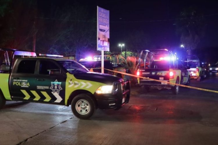 Balacera en vinatería de San Luís Potosí