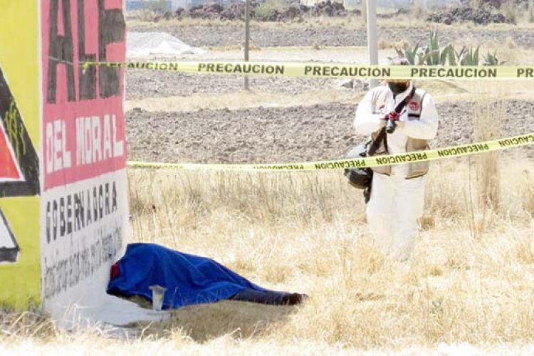 Hallan cuerpo de joven con balazo en la cabeza en Almoloya