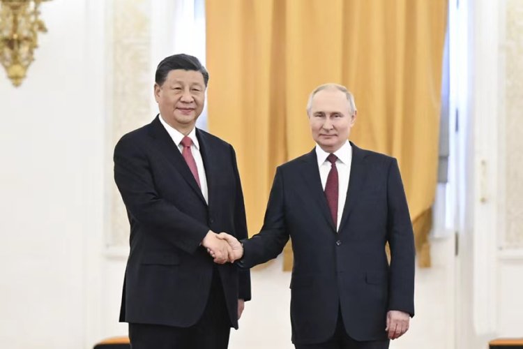 Xi Jinping y Vladímir Putin abogan por el diálogo como solución a la crisis de Ucrania