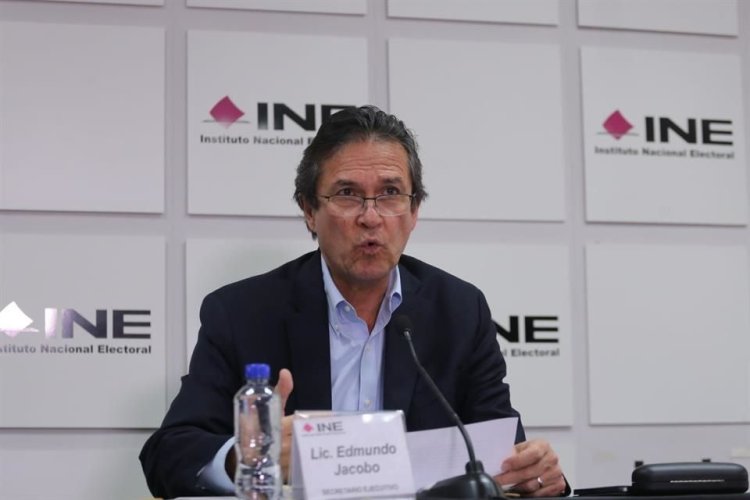 Edmundo Jacobo renuncia como Secretario Ejecutivo del INE
