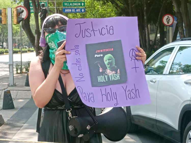 Justicia por Holy víctima de violación por autoridades de Chimalhuacán