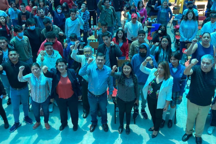 Brasil Acosta invita a estudiantes de la CDMX  a convertirse en la vanguardia estudiantil que necesita Mexico