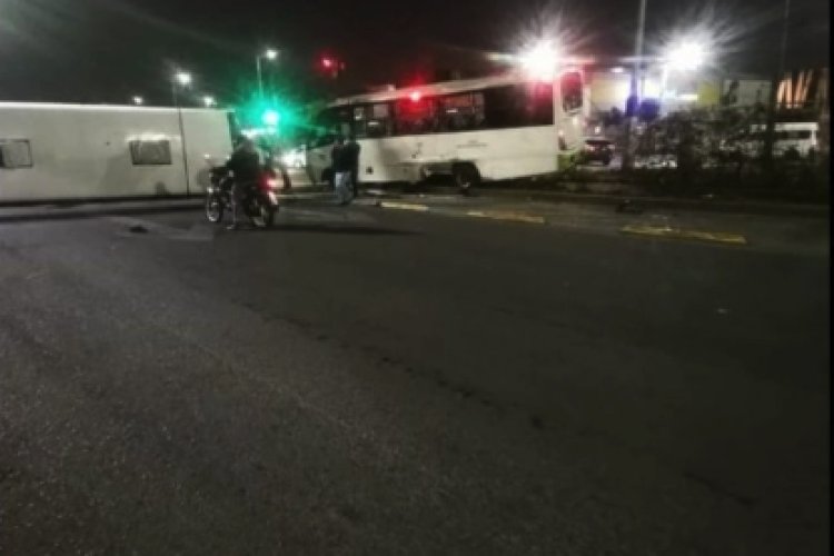 Al menos 16 heridos dejan accidentes viales en Chimalhuacán