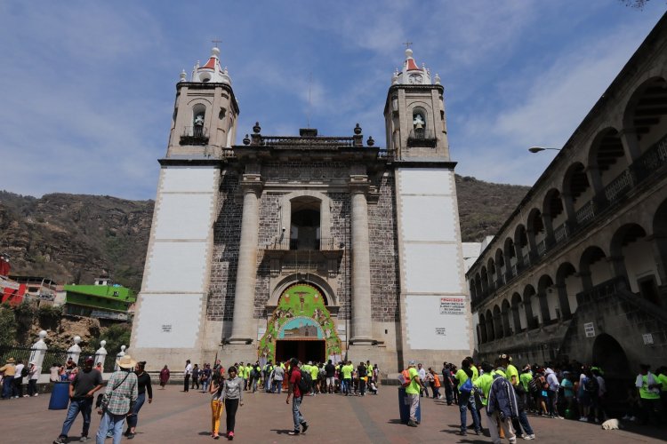 Destaca santuario del señor de Chalma en turismo religioso