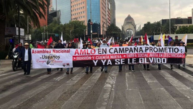 Electricistas exigen cumplir promesas de campaña a AMLO