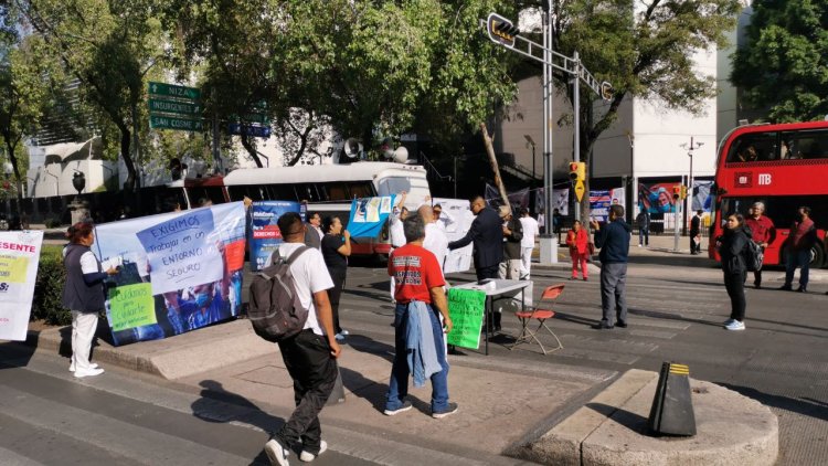 Con bloqueo en CDMX, trabajadores exigen mejores condiciones laborales