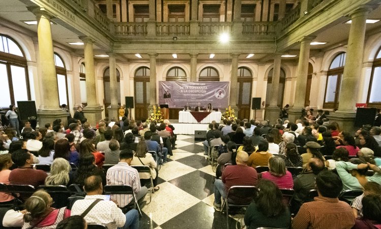 Libro “De la esperanza a la decepción” será presentado en varios estados de la república