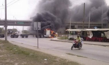 Reportan nuevos bloqueos en Tamaulipas tras fin de semana violento