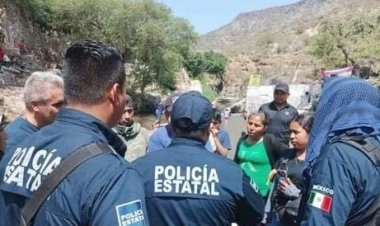 Autoridades municipales de Cadereyta, permiten cobros ilegales a turistas en Taxhidó