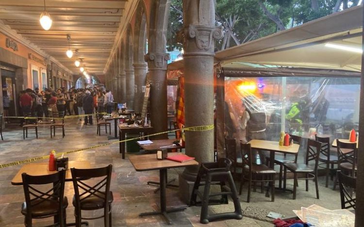 Muere hombre al interior de restaurante poblano