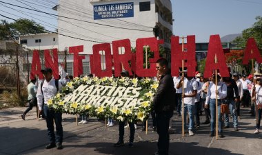 Llevan miles de antorchistas homenaje de mártires a Chilpancingo, Guerrero