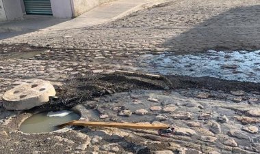 Habitantes de colonias en Querétaro, exigen reparación del sistema de drenaje