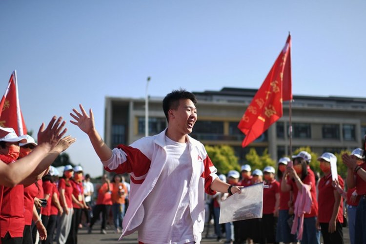 Más de 12 millones de jóvenes buscan su ingreso a la universidad en China