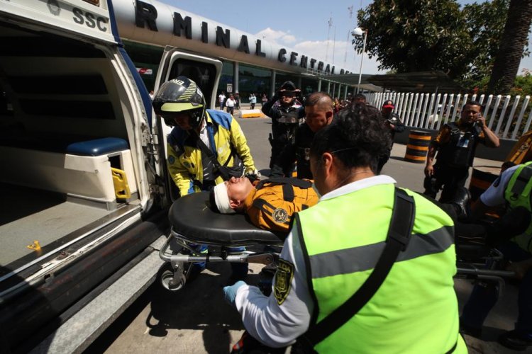 Mueren dos asaltantes durante balacera en Central del Sur de la CDMX