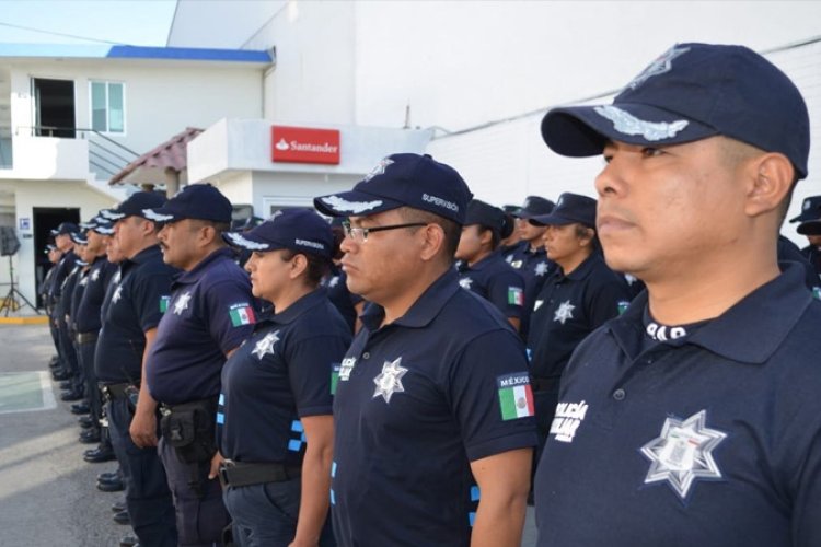 Policías auxiliares exigen mejores condiciones laborales en Puebla