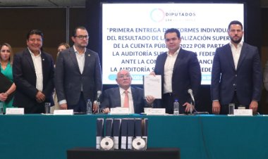 Entre reproches y ratones, titular de la ASF David Colmenares entrega la Cuenta Pública 2022