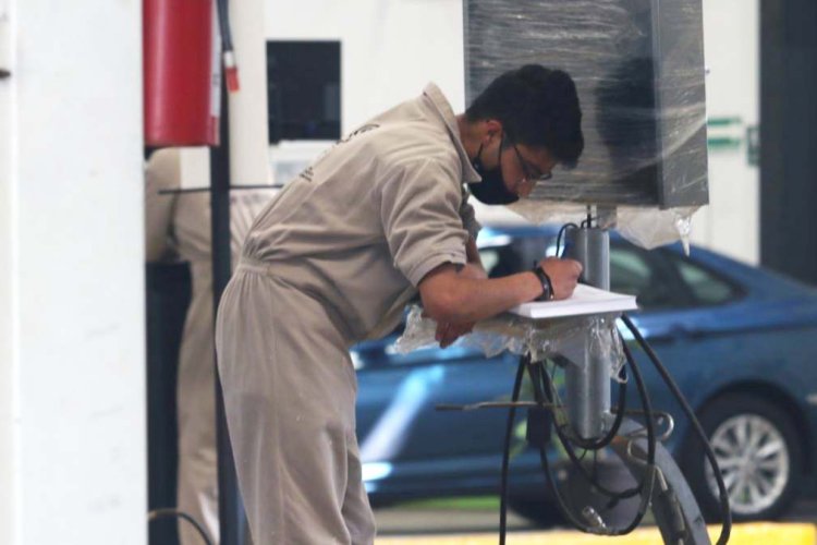 En Puebla, menos del 60 por ciento del transporte público ha verificado