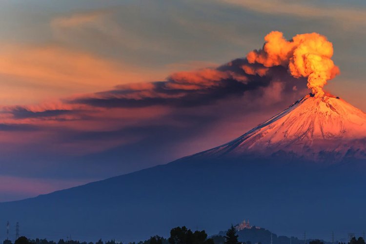 Mantienen monitoreado al volcán Popocatépetl