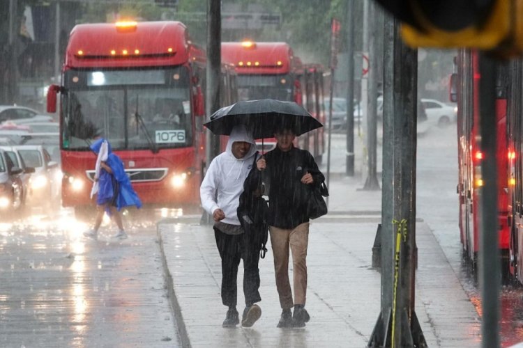 Activan alerta amarilla por fuertes lluvias en varias alcaldías de la CDMX