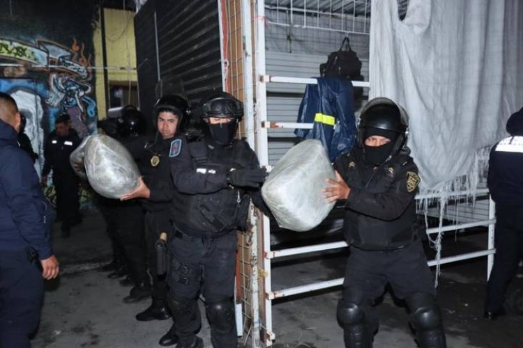 Aseguran más de 2 mil kilos de drogas durante operativo en Tepito, CDMX