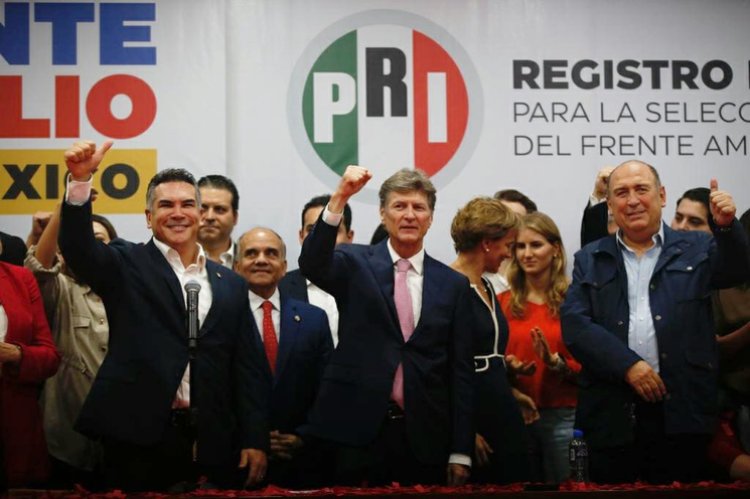 Registran el Frente Amplio por México ante el INE