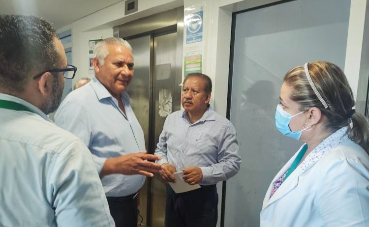 Fiscalía de Quintana Roo libera a camillero involucrado en caso de muerte de niña en hospital del IMSS