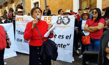 Tlaxcaltecas en contra del servicio médico exclusivo para servidores públicos