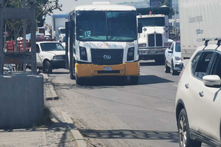 Exigen queretanos al gobernador, mejora en el servicio de transporte