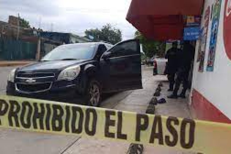 Asaltan a una mujer por 20 mil pesos
