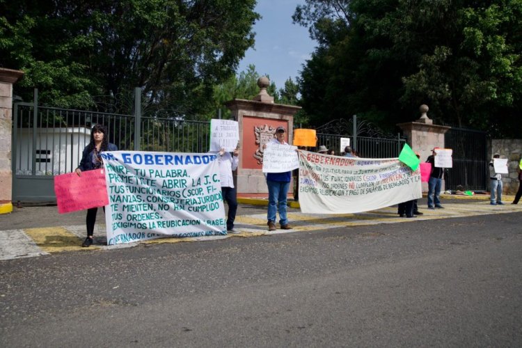 Manifestación de médicos en Casa Michoacán