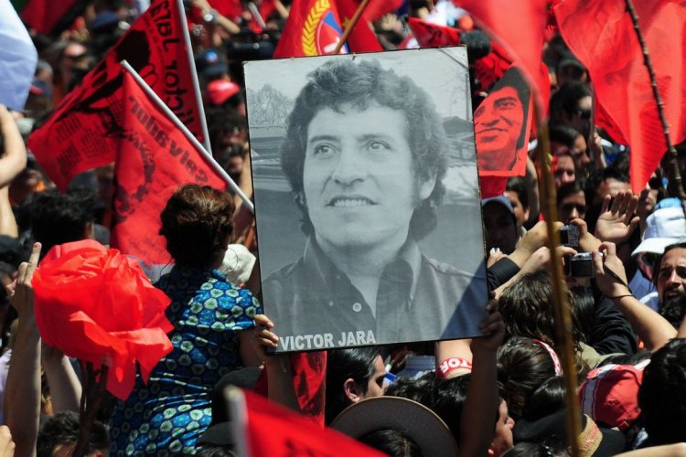 Chile: A casi 50 años del asesinato de Víctor Jara condenan a exmilitares responsables