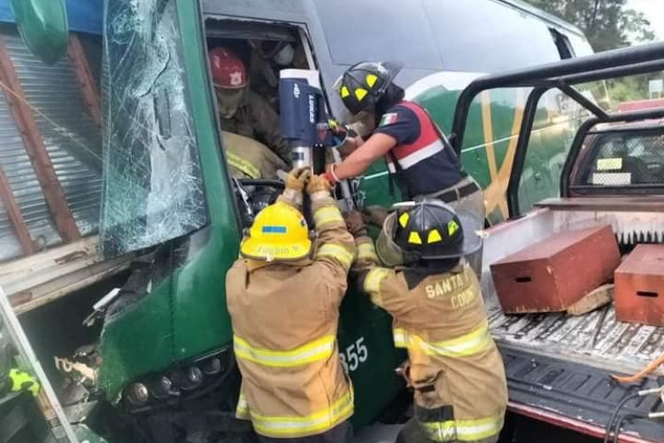 Accidente en la Autopista del Sol deja 4 heridos