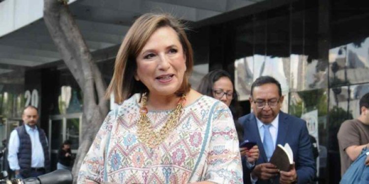 Atacan a Xóchitl Gálvez desde la Consejería Jurídica de la Presidencia