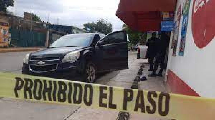 Asaltan a una mujer por 20 mil pesos