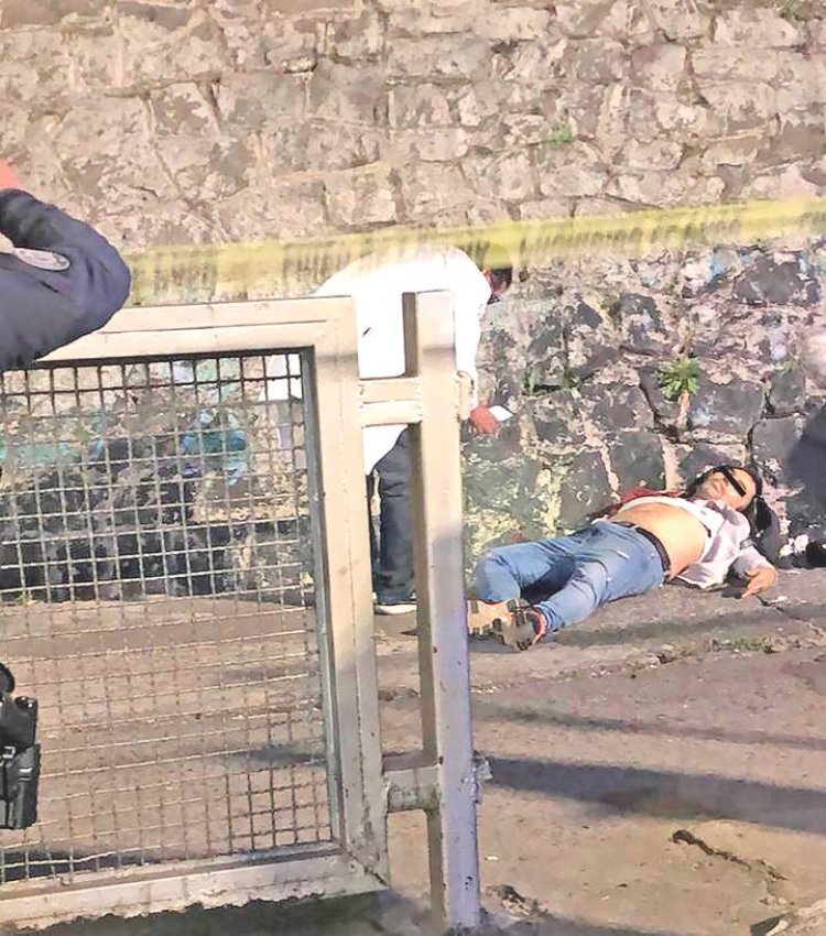 Detienen a policías de Naucalpan por asesinato de un presunto ladrón