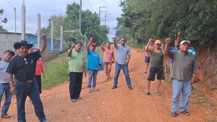 Colonia tuxtepecana entre carencias sociales y un gobierno indiferente