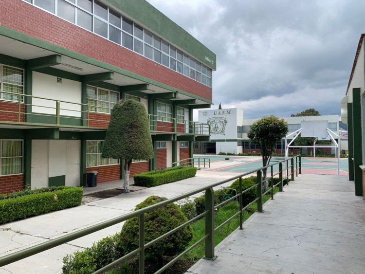 Alumno fallece dentro de las instalaciones de preparatoria de la UAEMéx, Amecameca