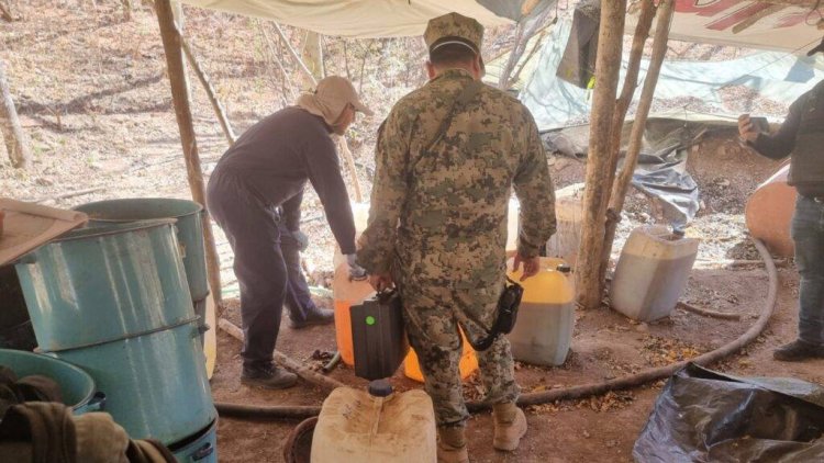 SEMAR desmantela laboratorios clandestinos de metanfetaminas en Culiacán