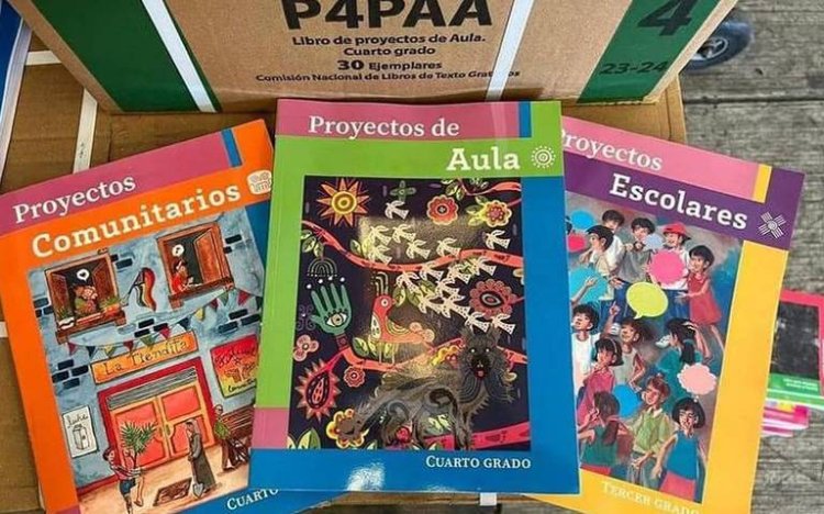 Marchan contra libros de texto en La Paz