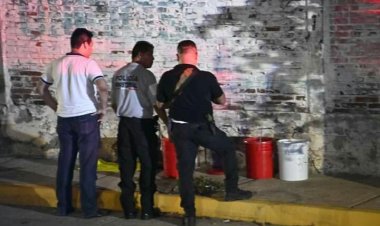 Encuentran cabezas humanas en cubetas en calles de Acapulco, Guerrero