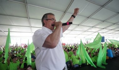 Marcelo Ebrard presenta juicio ante Tribunal Electoral contra Morena