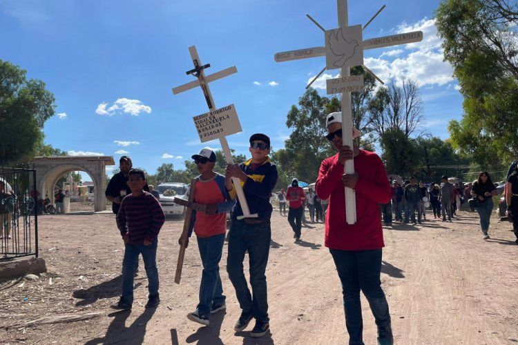 Realizan funerales de los seis jóvenes asesinados en Zacatecas