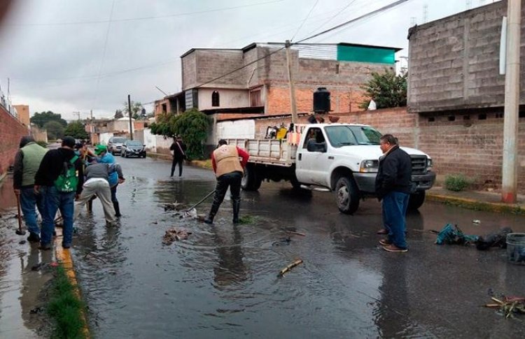 Colapsa drenaje en Cd. Juárez Chihuahua