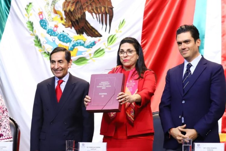 SHCP entrega Paquete Económico 2024 a la Cámara de Diputados