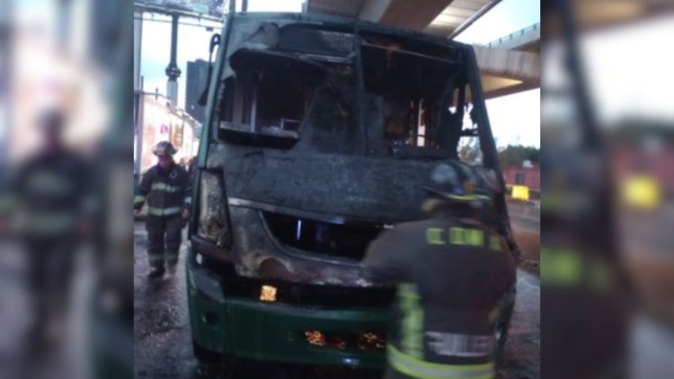 Reportan incendio de autobús en alcaldía Álvaro Obregón, CDMX