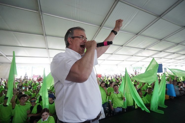 Marcelo Ebrard presenta juicio ante Tribunal Electoral contra Morena