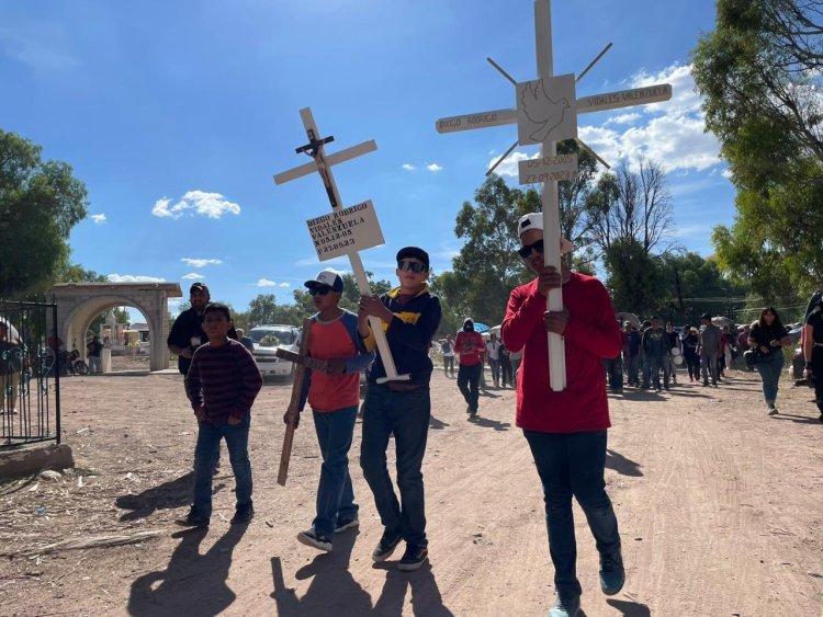Realizan funerales de los seis jóvenes asesinados en Zacatecas