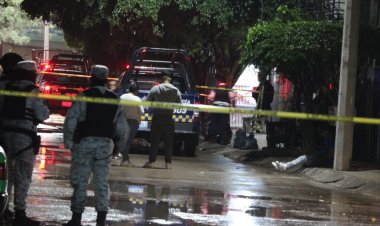 Hieren a mujer en ataque armado frente a su casa en León, Guanajuato